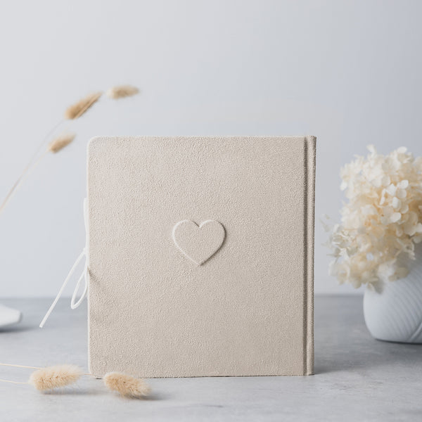 Baby Milestones Photo Album - Creamy Milk - AR